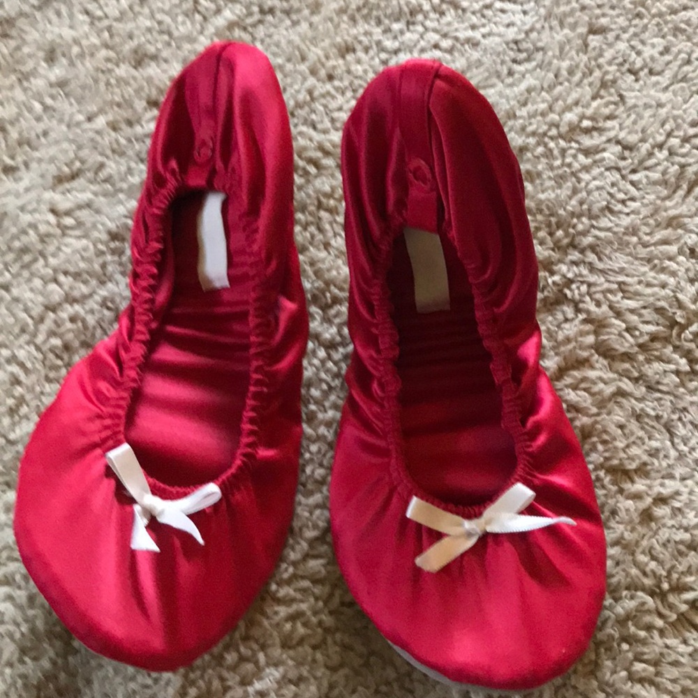 Medium red Victoria’s Secret slippers never worn